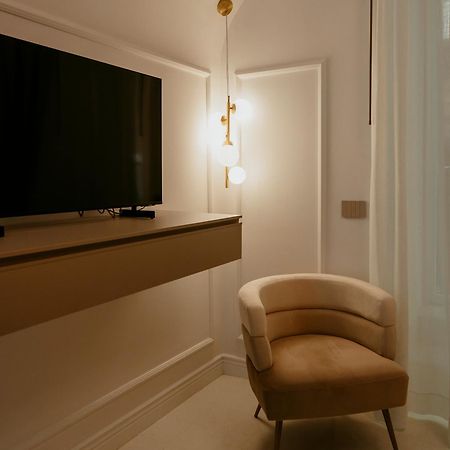 Luxury Apartment-Quartieri Spagn By Alux38 Napoli Eksteriør bilde